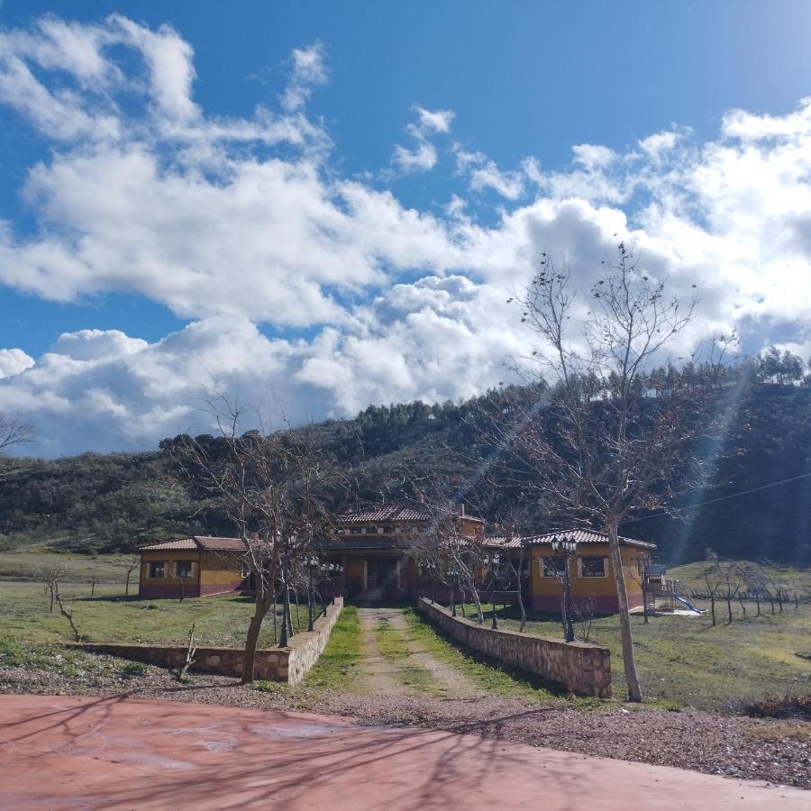 Finca Cortes Alcaraz Ngoại thất bức ảnh